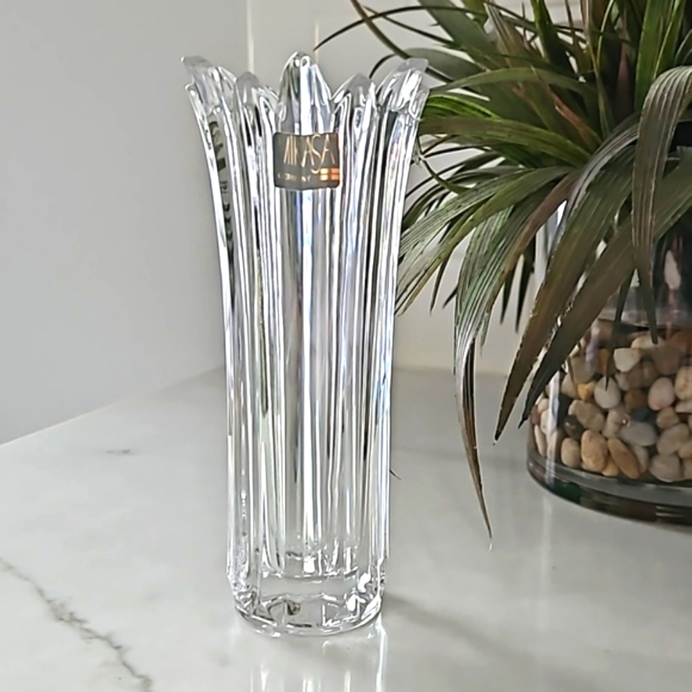 MIKASA Florita Style Clear Bud Vase 6 1/2" Tall New With Sticker & Box NWT